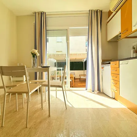 Con Chill-out, Piscina En La Azotea A 5 Min De La Playa Y Parking Privado Apartament Cambrils